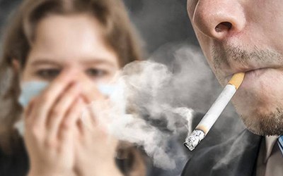 Quase todos os jovens desfavorecidos expostos ao fumo de Tabaco