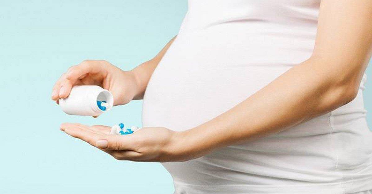 Ácido fólico no final da gravidez pode aumentar risco de alergia infantil