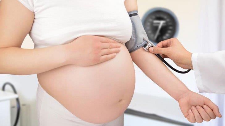 Artrite reumatoide na gravidez associada a baixo peso da prole