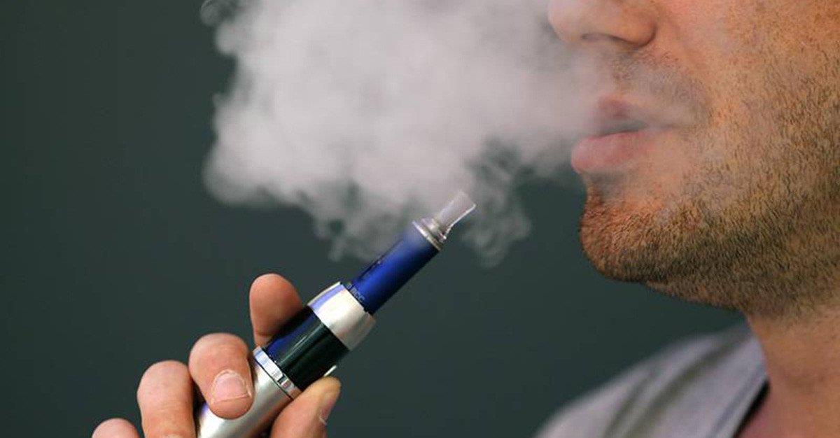 Cigarros eletrónicos também podem danificar ADN e provocar cancro