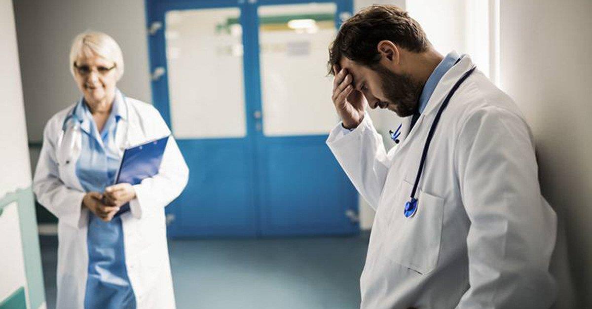 Médicos sofrem com frequência de burnout
