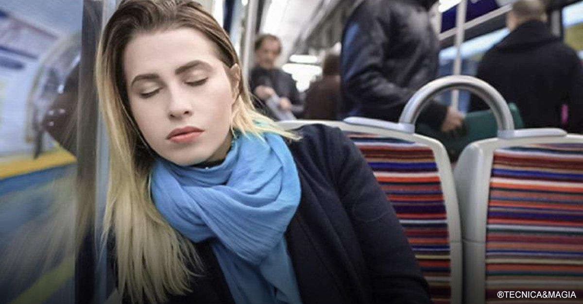 Pessoas que dormem menos de oito horas por noite são mais propensas a depressão e ansiedade