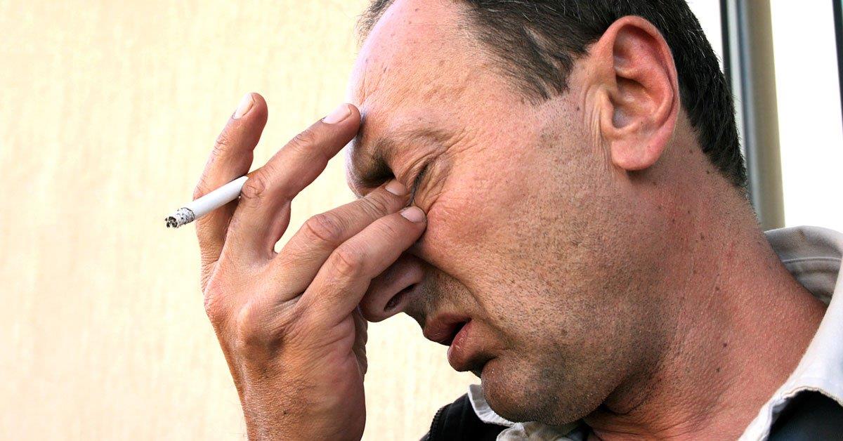 Fumadores também têm mais risco de problemas oculares