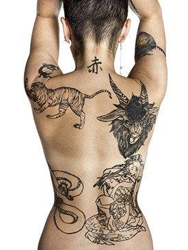 Corpo mulher tatuagem