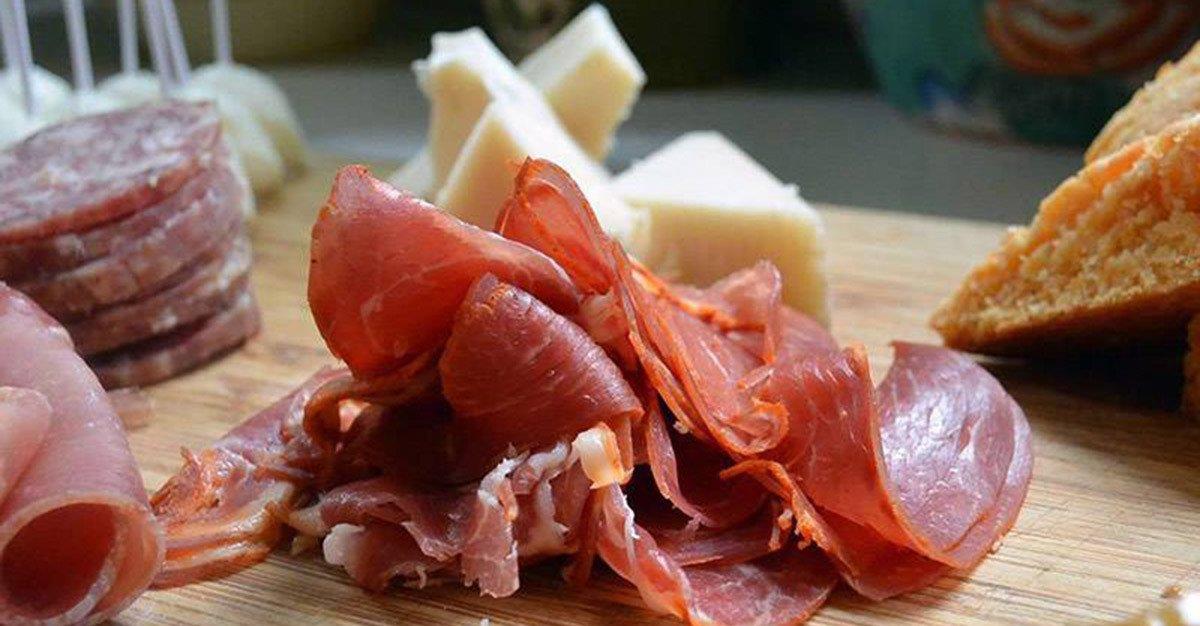 Carne vermelha e queijo podem beneficiar coração se comidos com moderação