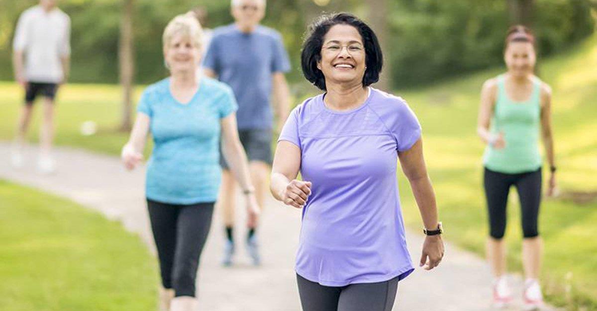 Caminhar reduz risco de mortalidade em mulheres mais velhas