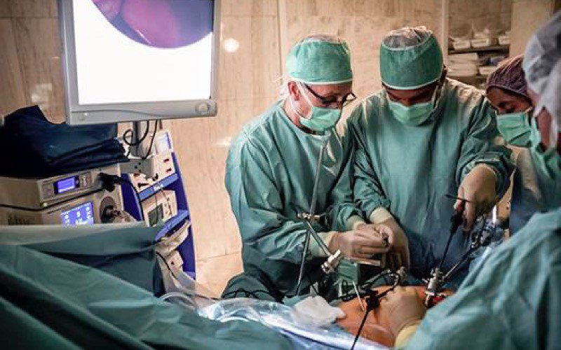 Hospitais do SNS vão realizar mais 16 mil cirurgias para reduzir listas de espera