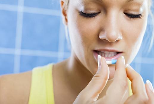 Toma de antibióticos por mulheres pode aumentar risco de contrair DST