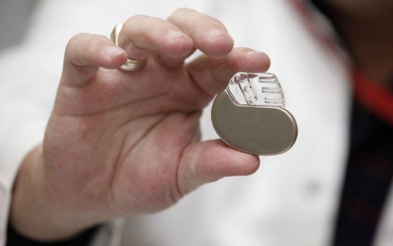 Cientistas da UPorto avaliam reutilização de ouro, prata e platina de pacemakers