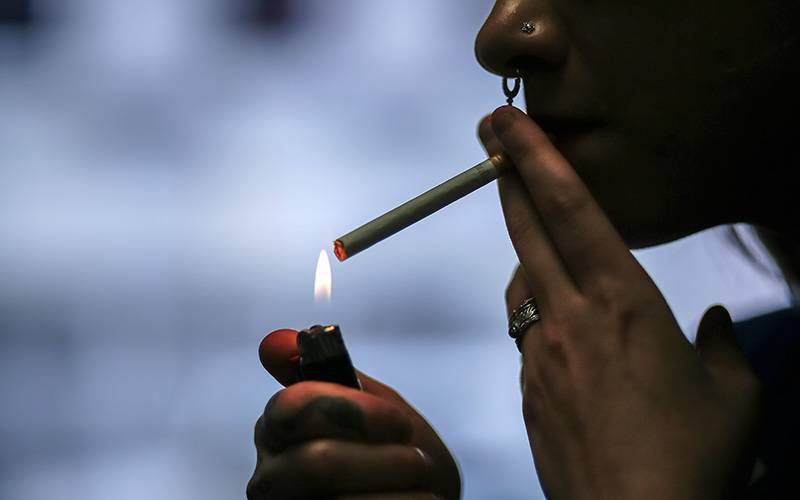 Etnia influencia capacidade para deixar de fumar