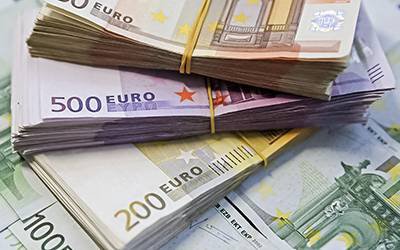 Laboratórios farmacêuticos concederam 173 milhões de euros em patrocínios