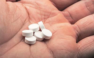 Comprimido placebo permitiu aliviar dor de doentes com lombalgia crónica