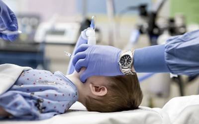 Anestesia geral afeta gravemente cérebro em desenvolvimento