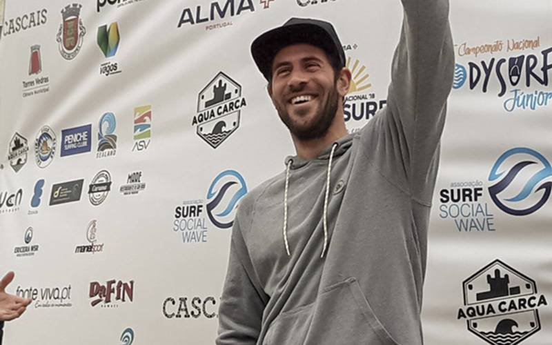 Miguel Rocha ganha título de Tricampeão do Campeonato de Bodysurf