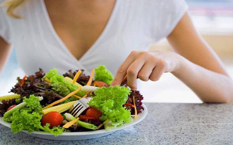 Ser vegetariano pode ajudar pessoas a perderem peso