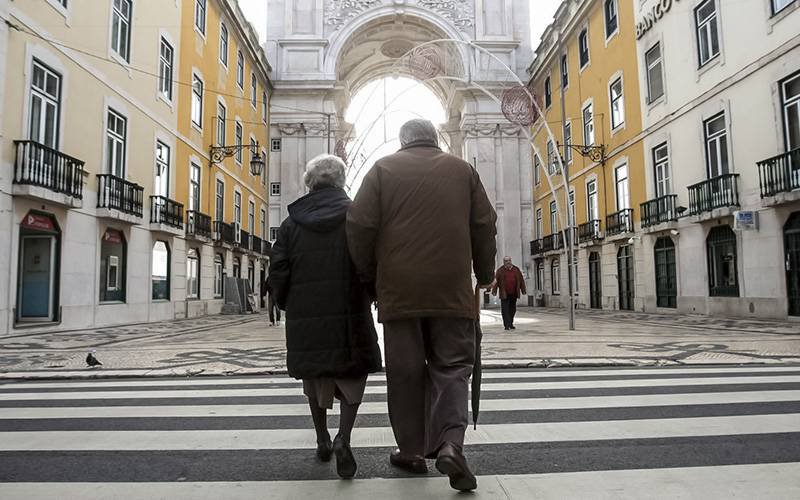 Esperança média de vida na Europa continua a aumentar