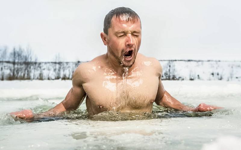Nadar em águas frias pode ser eficaz no tratamento da depressão