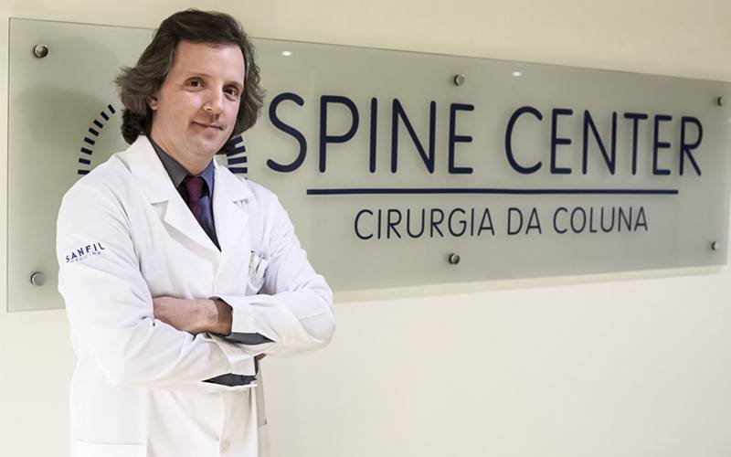 Ortopedista lança livro para combater a doença número um em Portugal
