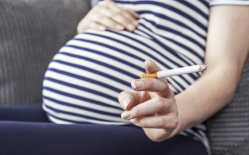 Fumar durante a gravidez promove estrabismo nas crianças