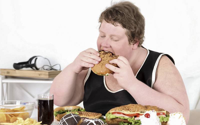 Consumo excessivo de calorias acelera envelhecimento