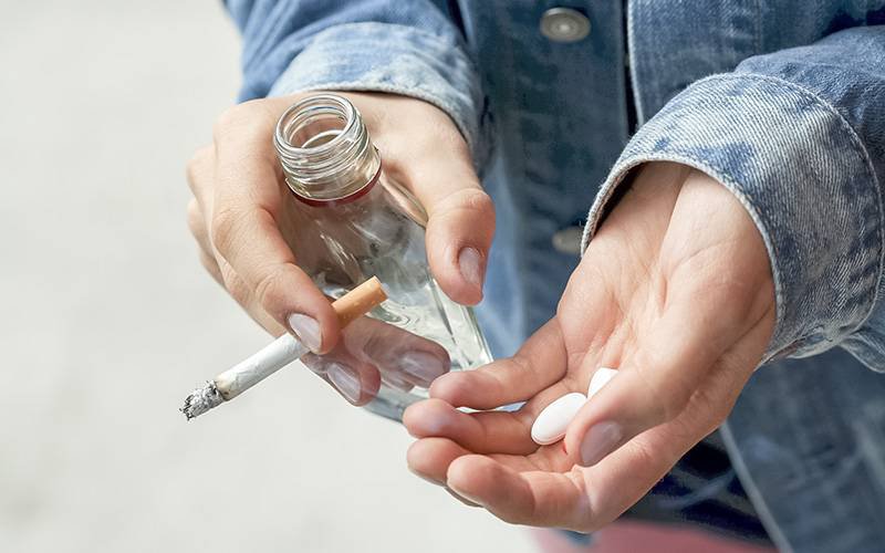 Tabagismo associado a maior probabilidade de uso de opioides