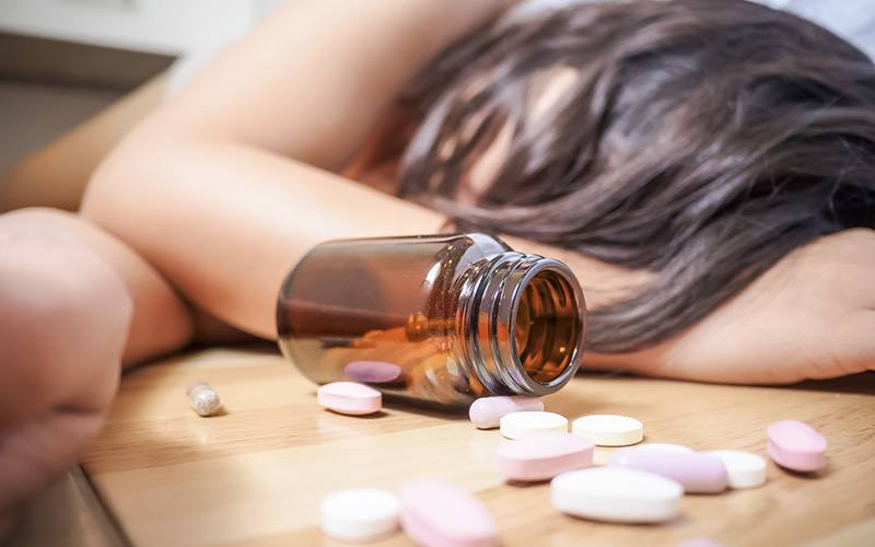 Taxas de overdose por opiáceos aumentam entre adolescentes e crianças