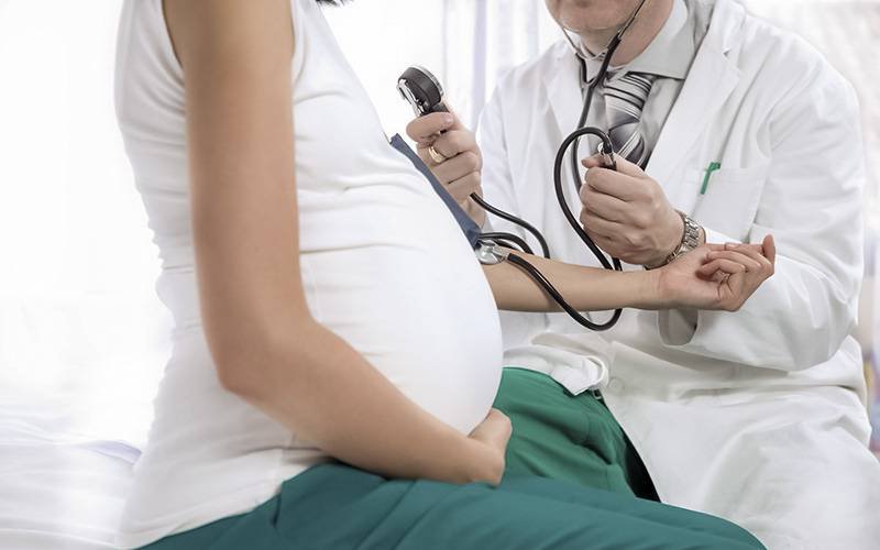 Mulheres que nasceram com baixo peso têm mais riscos na gravidez
