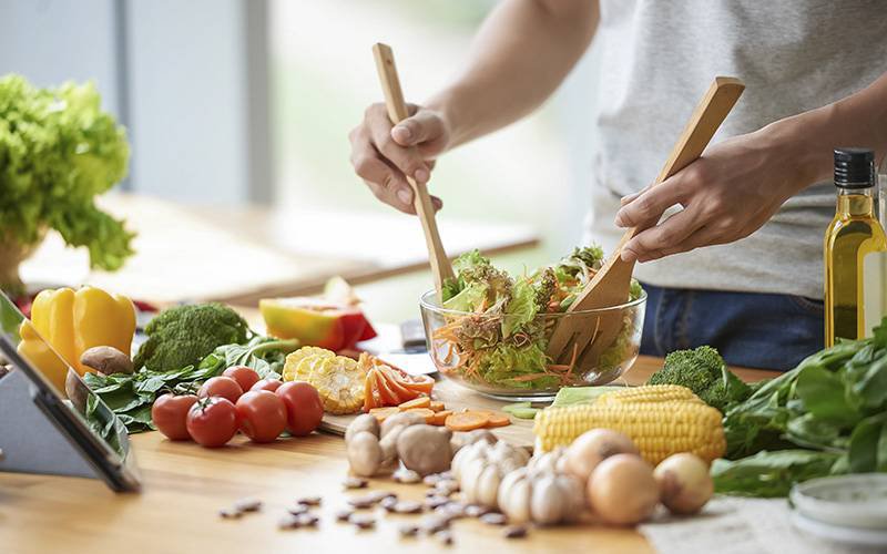 OMS dá cinco dicas para ter uma alimentação mais saudável