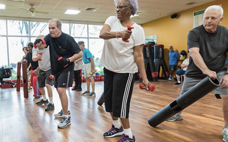 Exercício pode melhorar sintomas não motores da doença de Parkinson