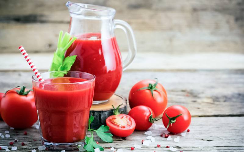 Beber sumo de tomate diminui risco de enfarte