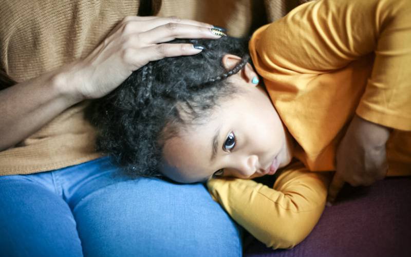 Violência emocional na infância associada a pensamentos suicidas