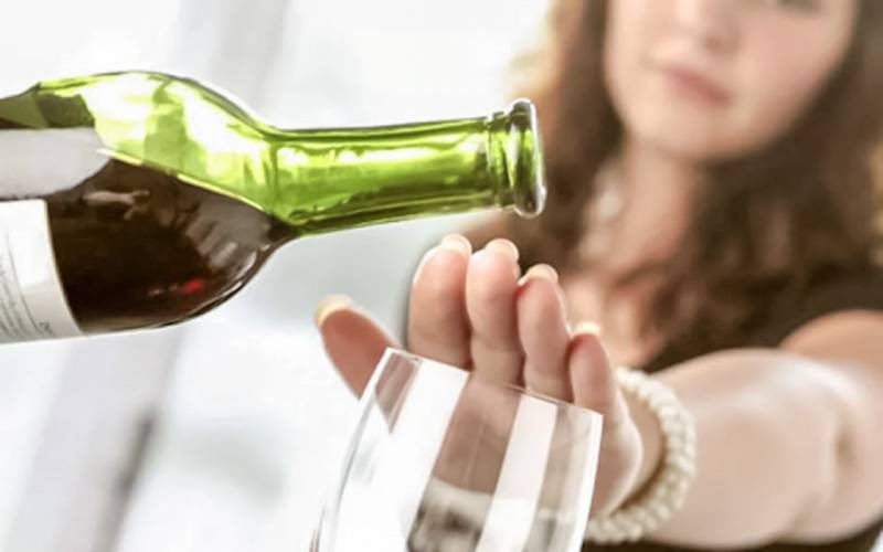 Deixar de beber álcool pode melhorar saúde mental