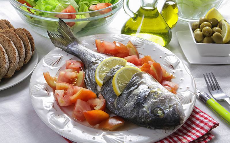 Dieta mediterrânica durante idade adulta melhora cognição