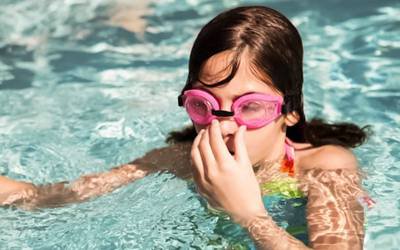 Parasita que vive em piscinas pode ser perigoso para a saúde humana