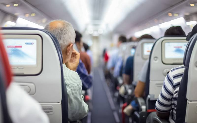 Viagens prolongadas de avião aumentam risco de tromboembolismo venoso