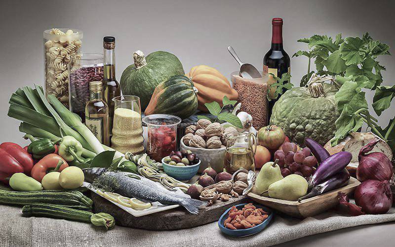 Dieta mediterrânica associada a melhor função cognitiva