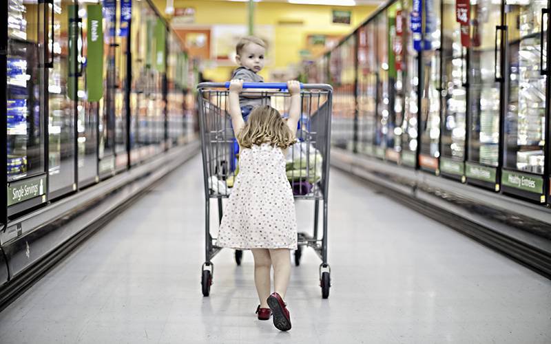 Alimentos vendidos na UE não cumprem critérios nutricionais infantis