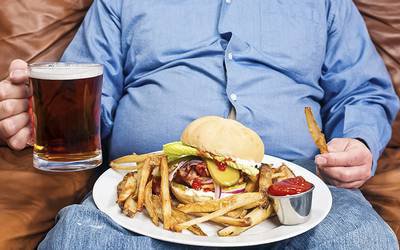 Fast food impacta negativamente na testosterona