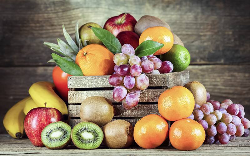 Há dez frutas com baixas calorias que ajudam a emagrecer