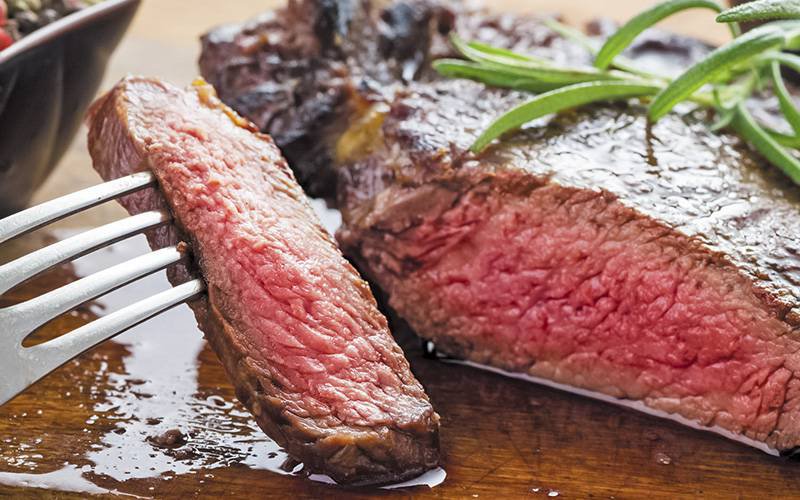 Reduzir consumo de carne vermelha tem pouco impacto na saúde