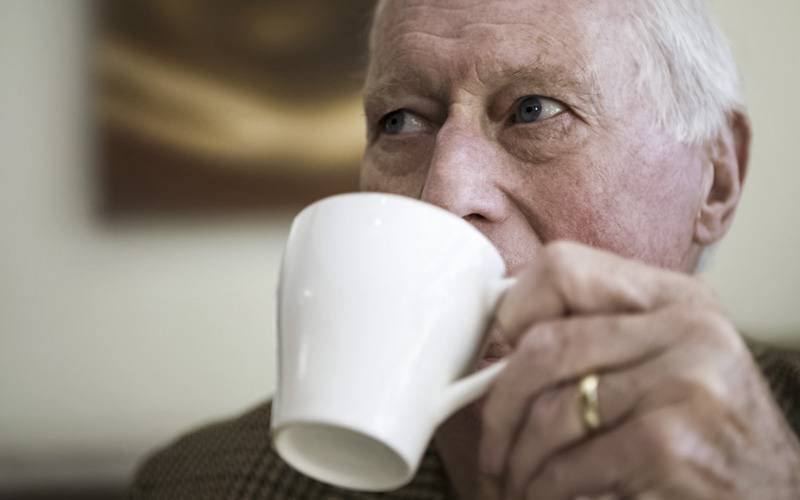 Café combate envelhecimento cerebral