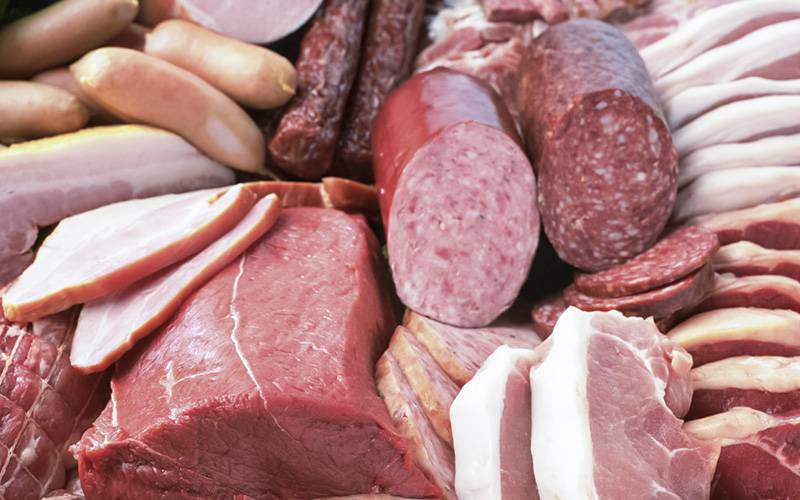 Carnes processadas aumentam risco de doenças cardiovasculares