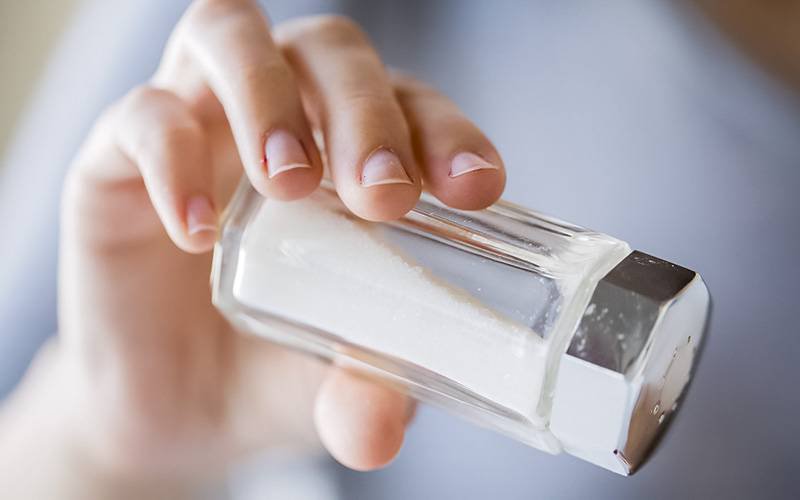 Excesso de sal pode enfraquecer sistema imunitário