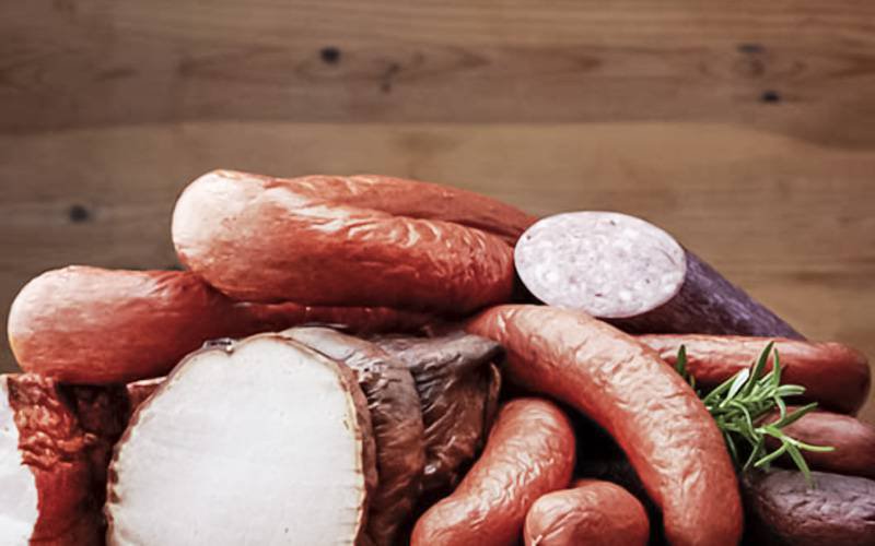Malefícios do consumo de carne associados a aditivo químico