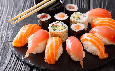 Parasitas presentes no sushi aumentaram dez vezes em 40 anos