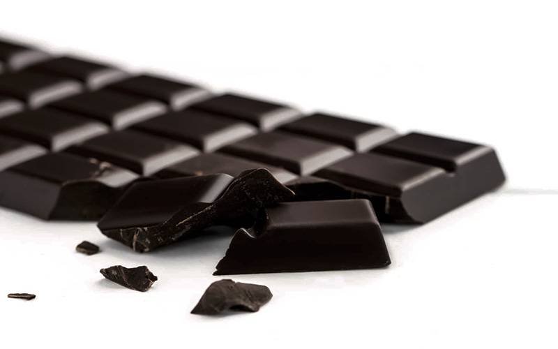 Chocolate negro pode ajudar a combater sintomas depressivos