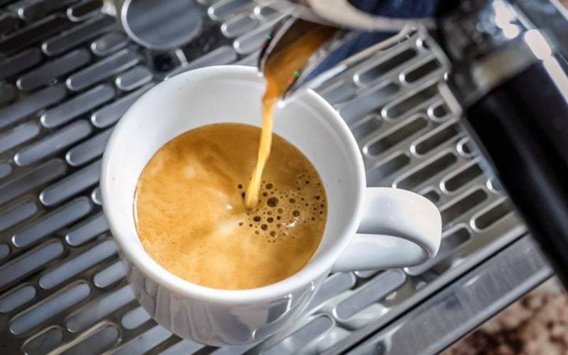 Café em excesso pode originar vários problemas de saúde