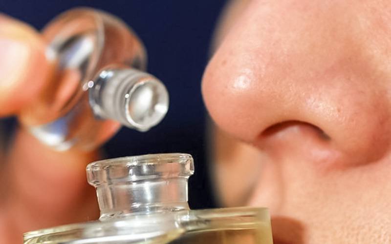 Perda do olfato associada a casos mais leves de COVID-19