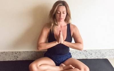 Prática de ioga combate sintomas depressivos