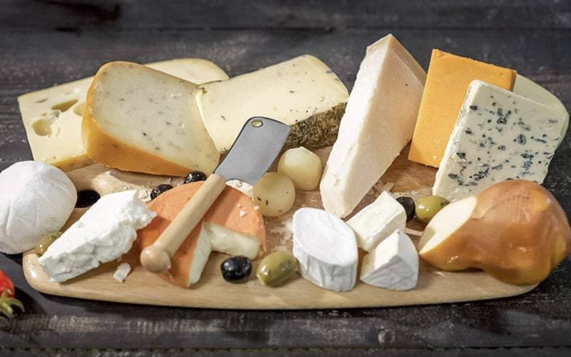 Descubra os benefícios do consumo de queijo